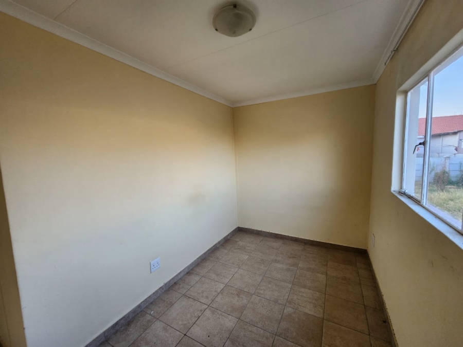 4 Bedroom Property for Sale in Freedom Park North West